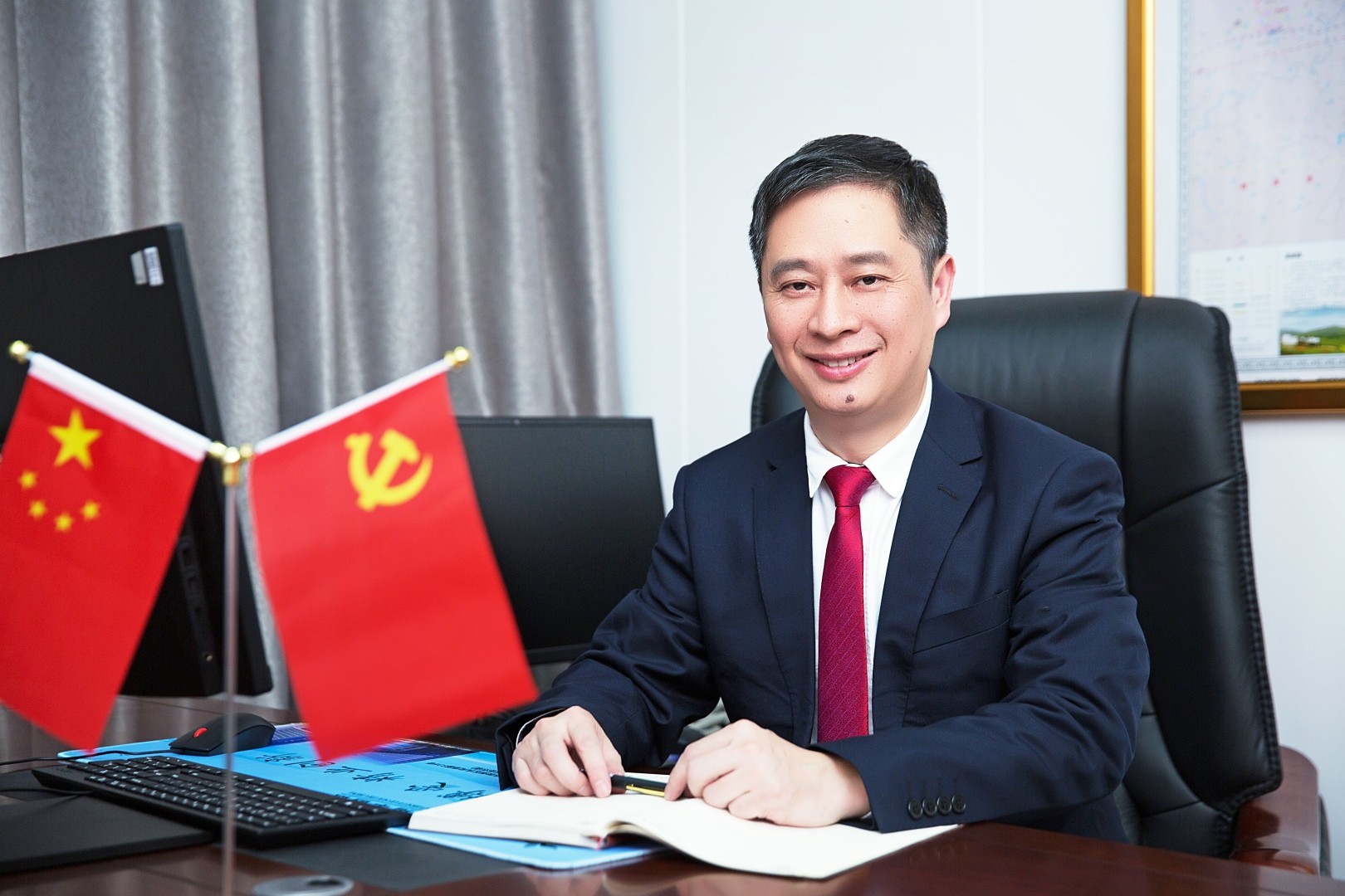 贺军.jpg