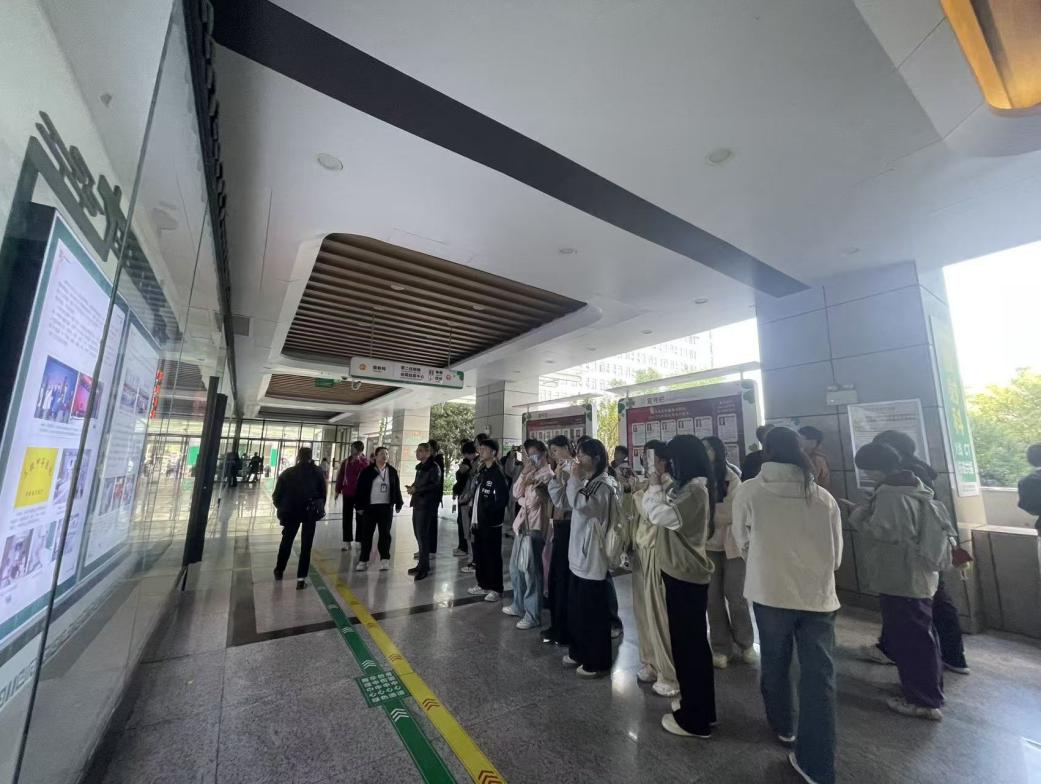 1120b887f58274f536e7639b25652816