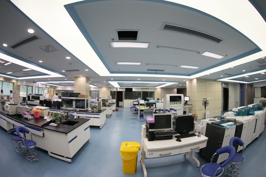 C:\Users\Administrator\Desktop\20230718附属医院宣传简介\附属医院图片\03附属南华医院照片\检验中心.JPG检验中心