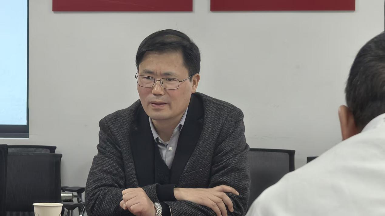 de73c4adf4a6d84a180694941265a96e