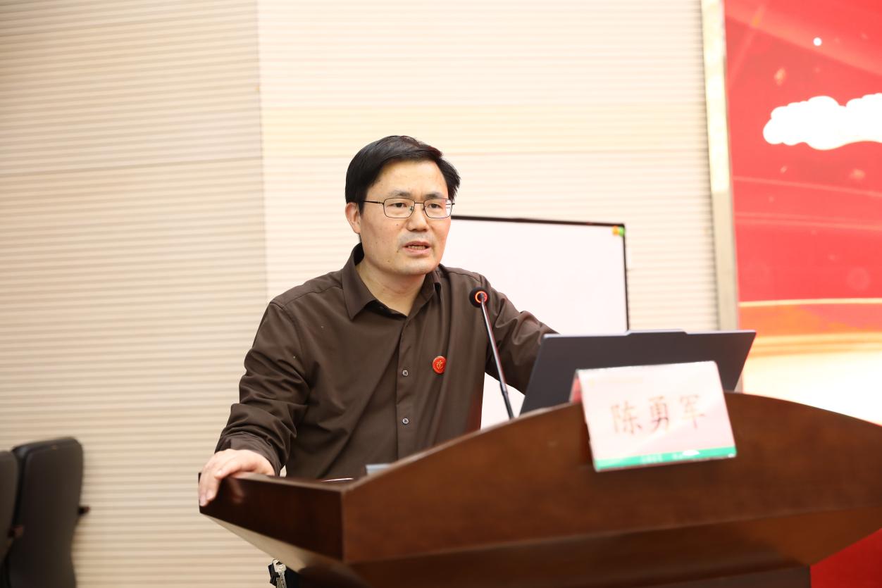 3c840073a3cc323917392b9be5f23253