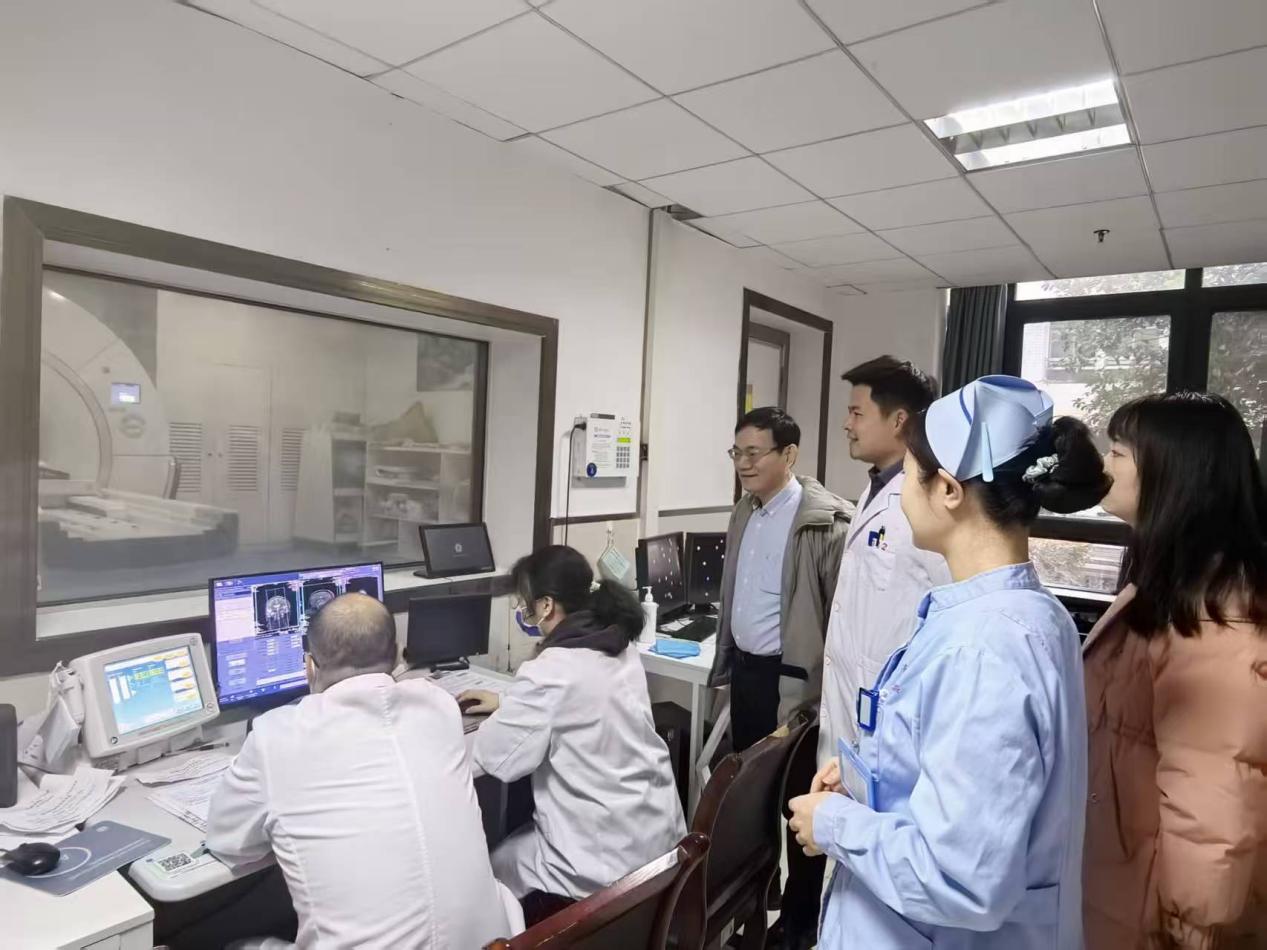 41fe83e2e612449fd4fc987dd0bc5d73