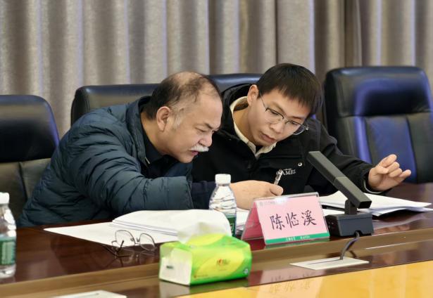 599c474bcf35bff21a804f725fb1359e