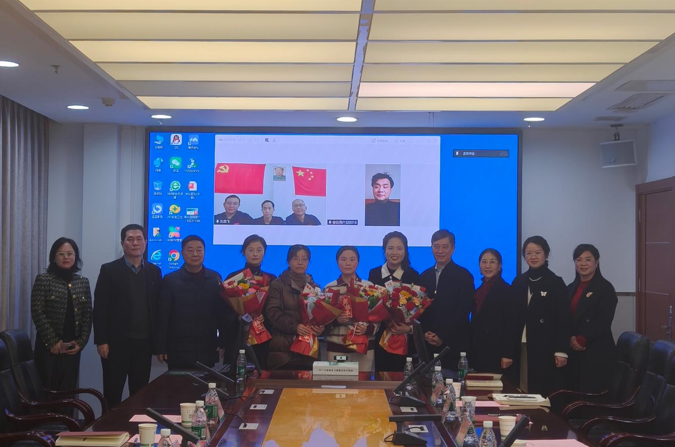 084f0eedfb4950a0aef37d5d2c139772